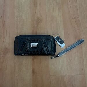 GUESS Black Snake Print Tri-Fold Wallet